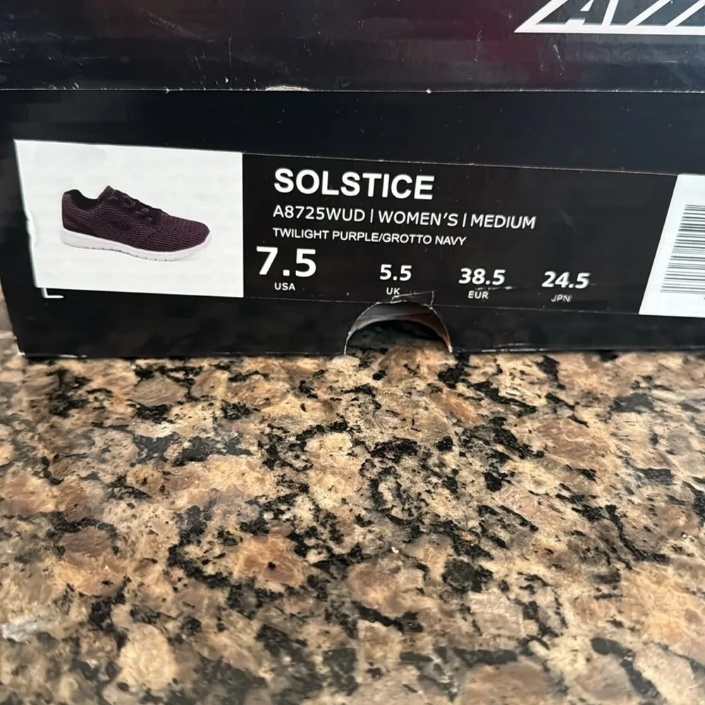 Avia Solstice women’s sneakers NIB 7.5